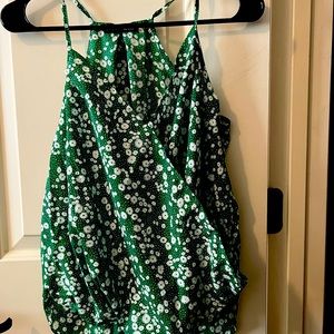 Blouse without sleeves green with white flowers